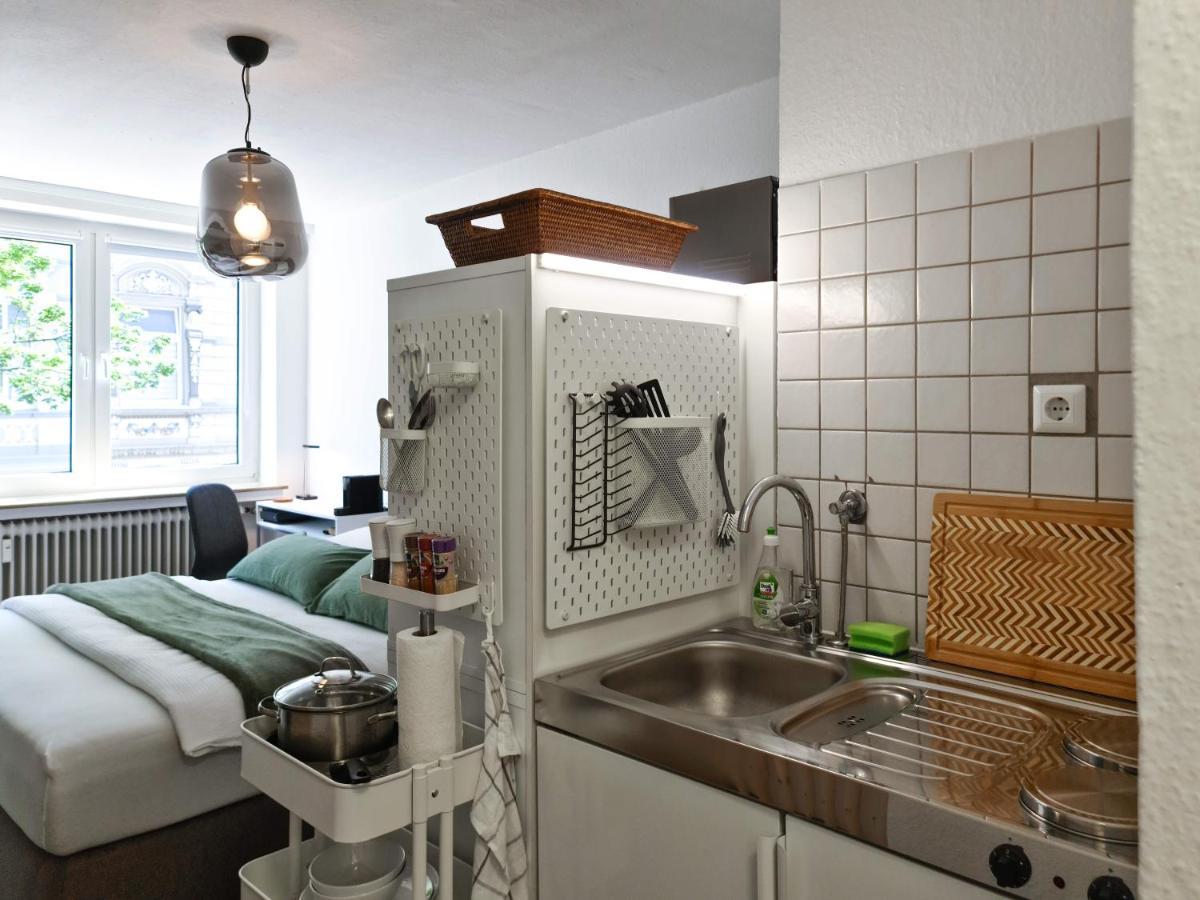 Schoene Ferienwohnung Im Zentrum Mit Self Check-In Und Free Wifi Essen Exterior foto